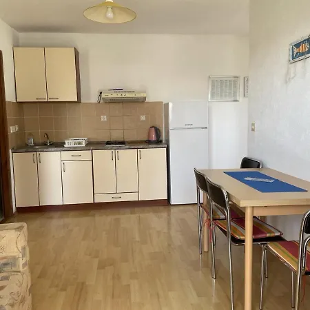 Papic Διαμέρισμα Τρογκίρ